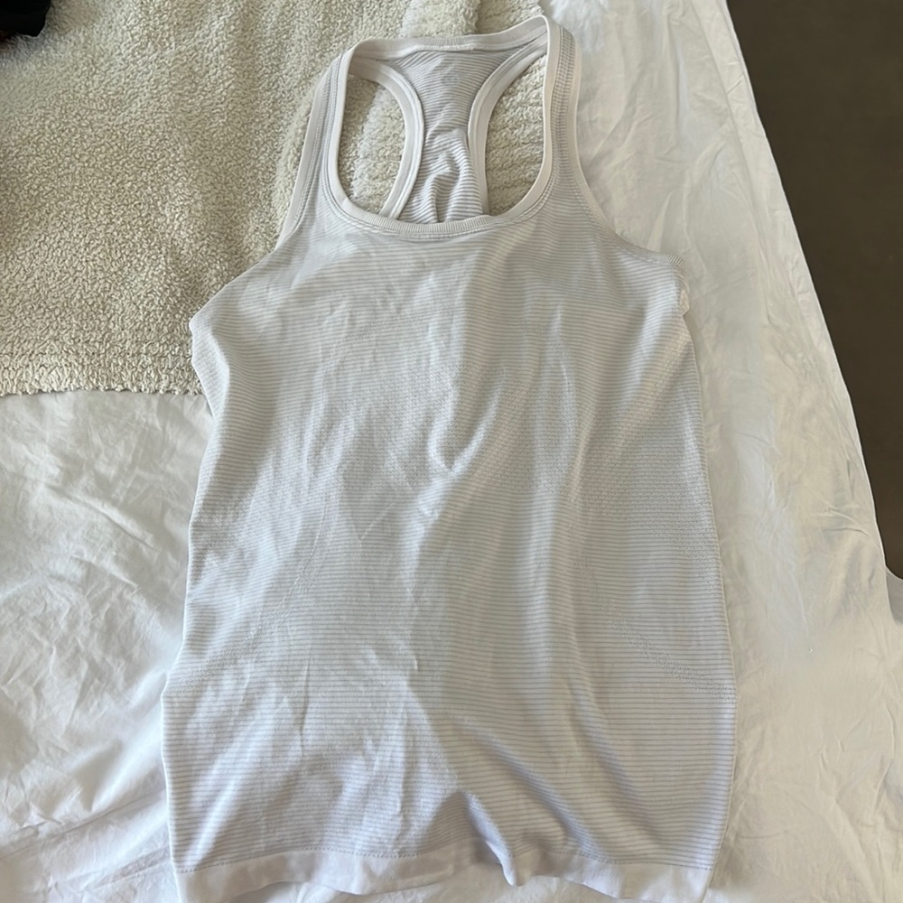 Lululemon crush the distance tank